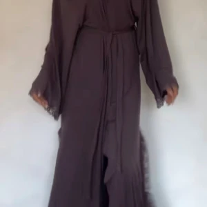 Loungewear soft robe Gina tricot  - Helt ny morgonrock kimono från Gina Tricot i strl M i så fin brun färg. Helt ny med prislapp. Slutsåld.  loungewear soft robe