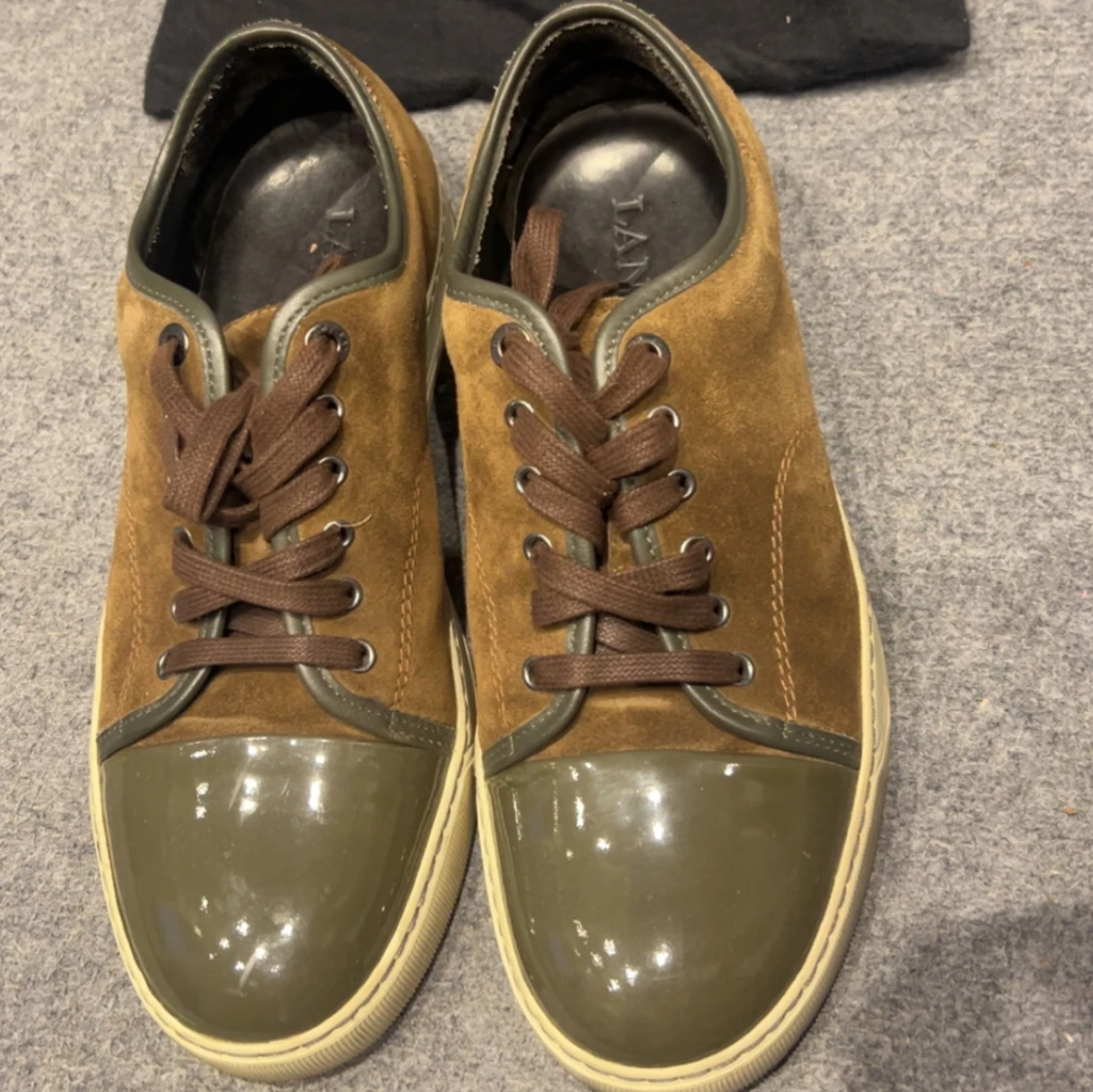 Bruna sneakers från Lanvin i mocka uk 7 - 1