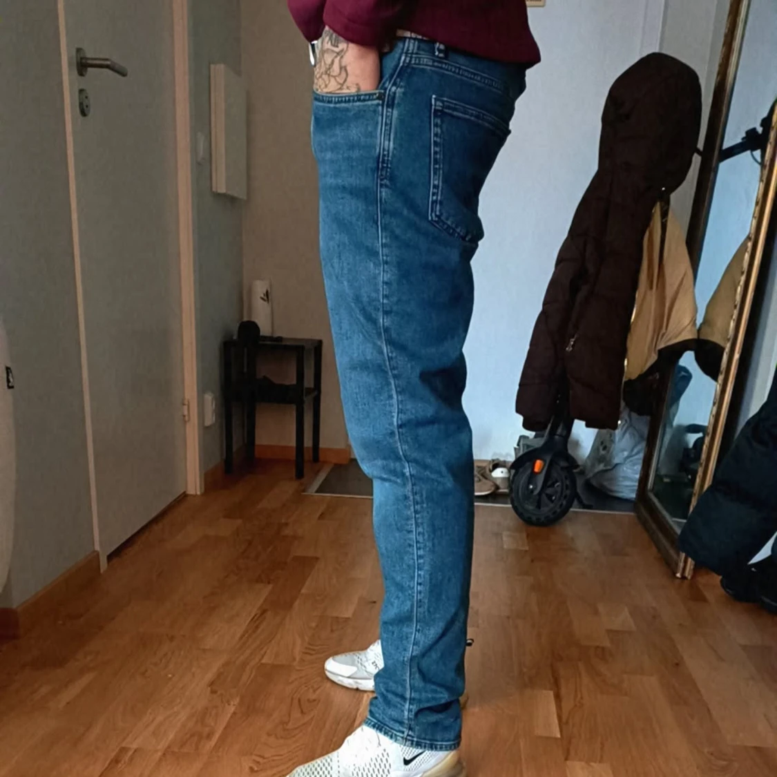 Helt nya  MNG Essentials jeans köptes för 1899 kr  - 4