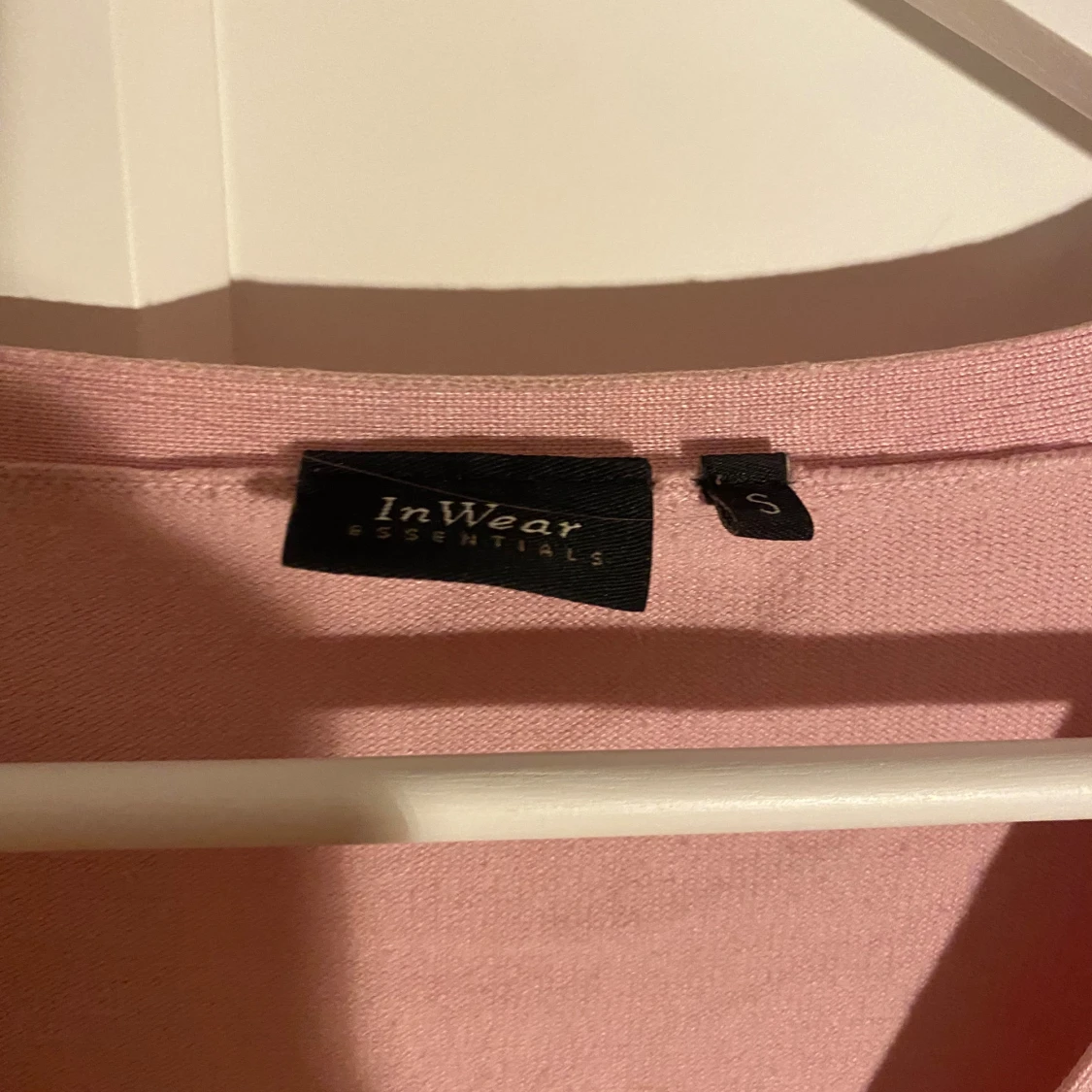 Rosa kofta från InWear Essentials - 1