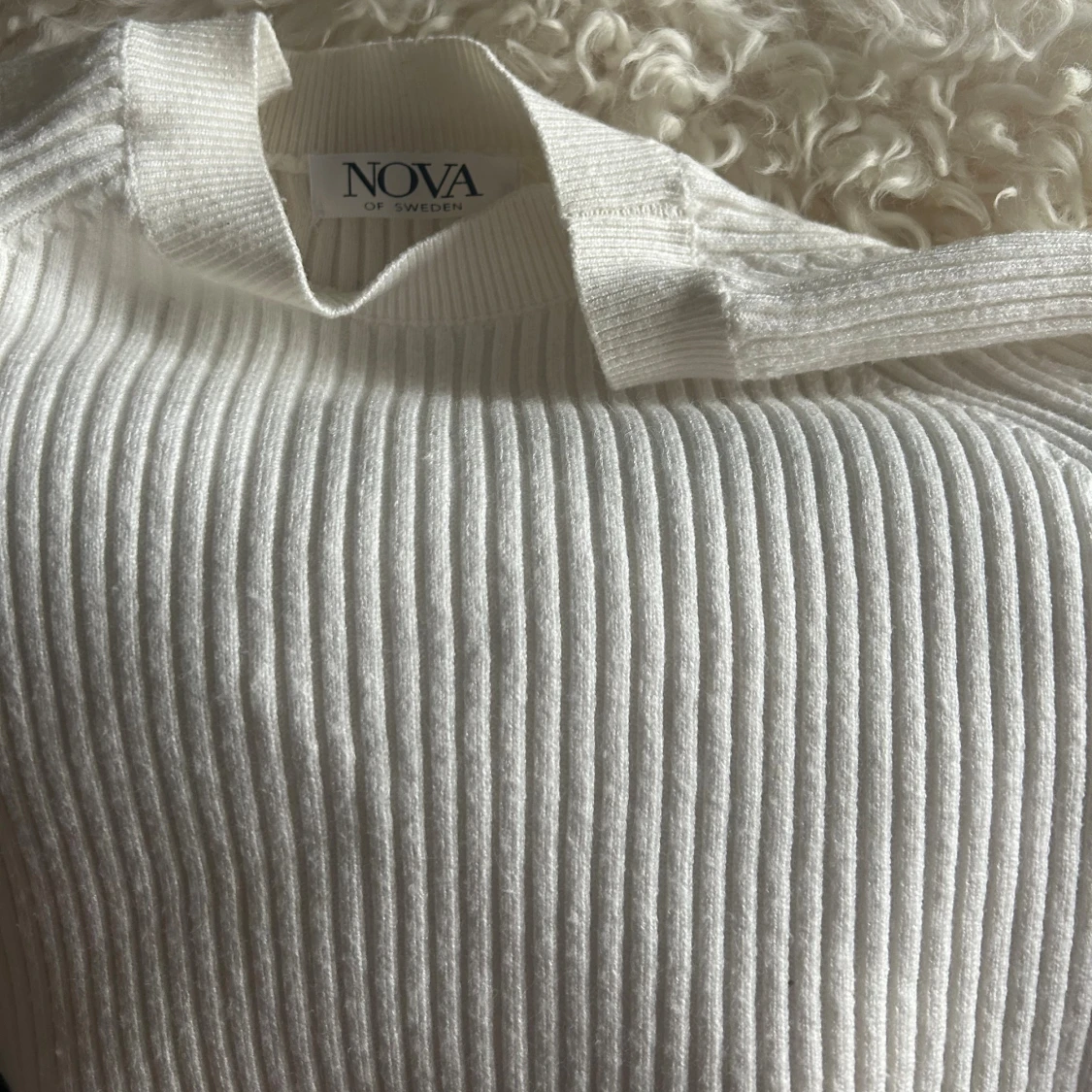 Vitt ribbat set från Nova of Sweden - 3