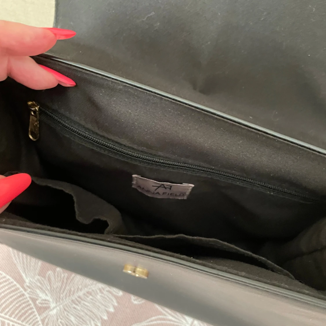 Svart axelväska från Anna Field - 4