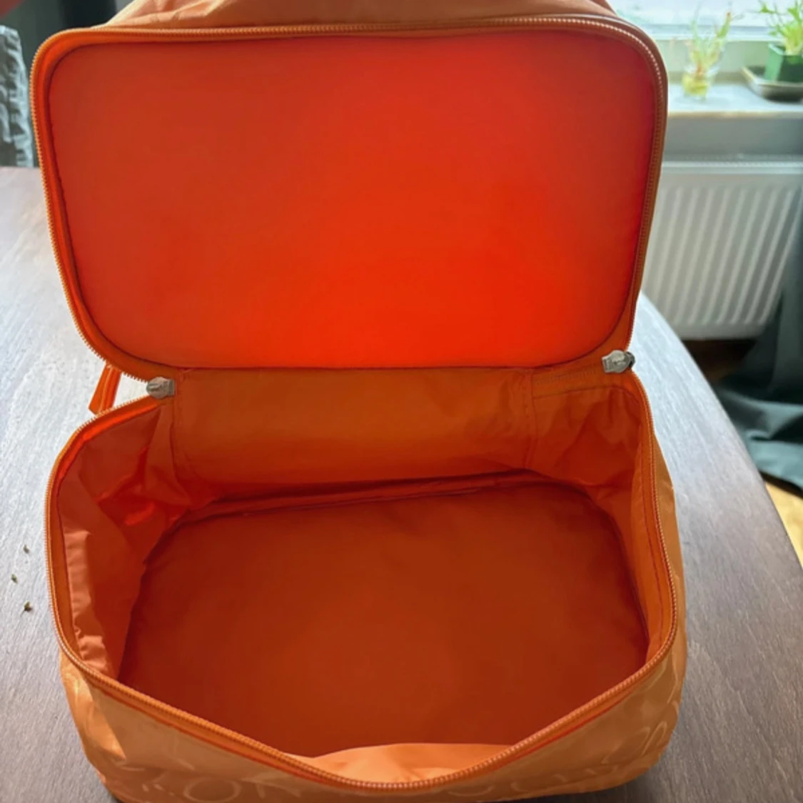 Orange necessär från Moroccanoil - 3