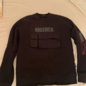 Hoodrich  - Fin tröja