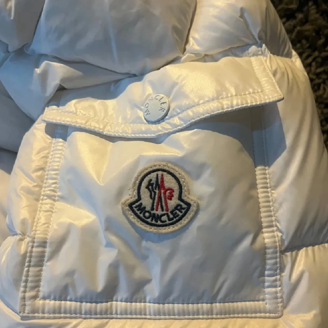 Vit Moncler pufferjacka med huva - 2