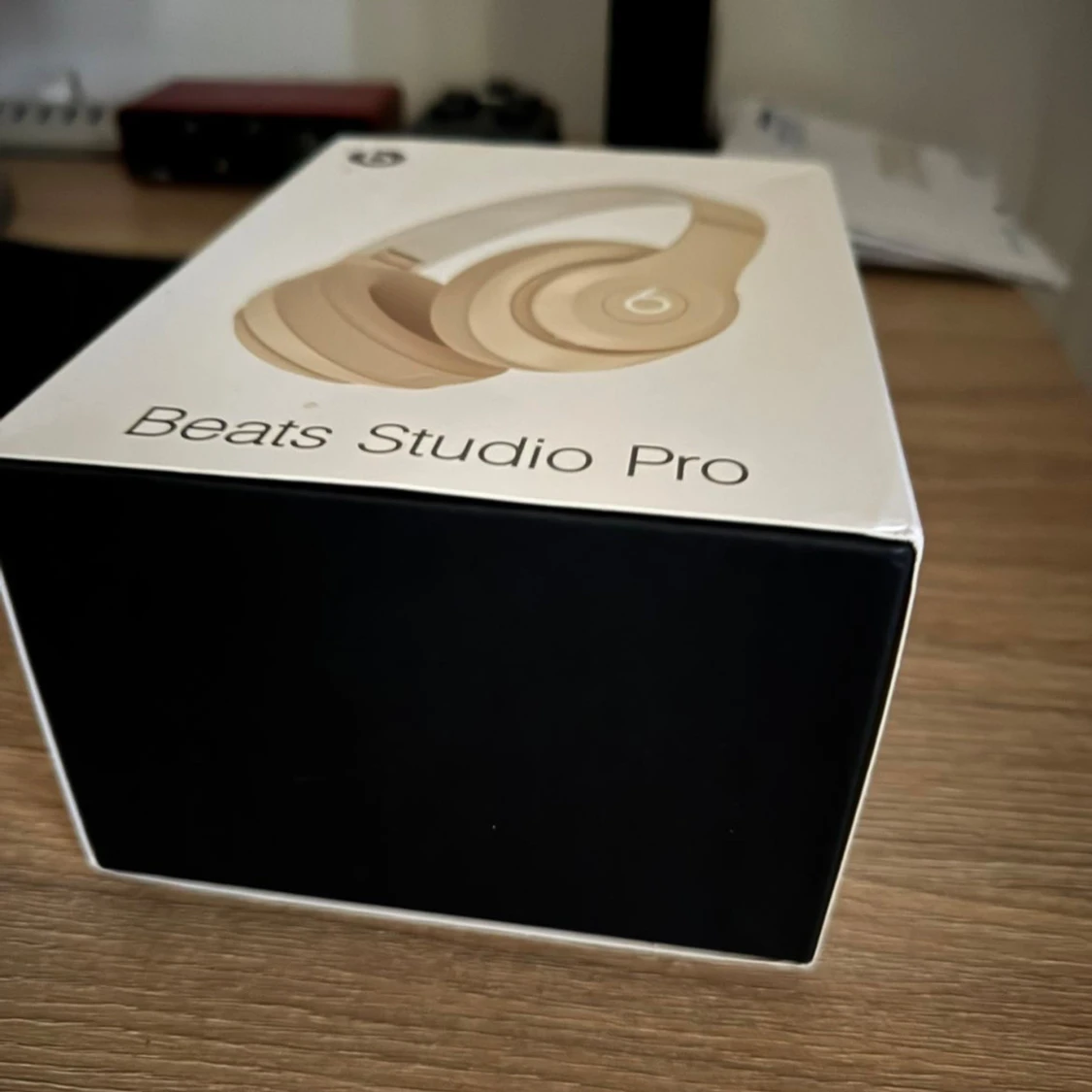 Beats Studio Pro