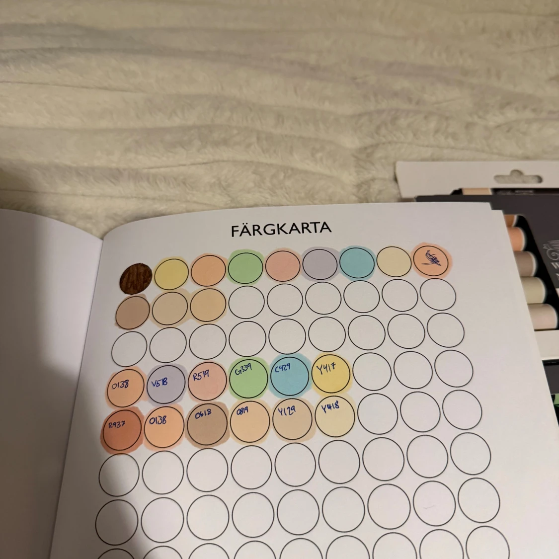 Cozy Corners: Mysig & Gullig Målarbok - 1