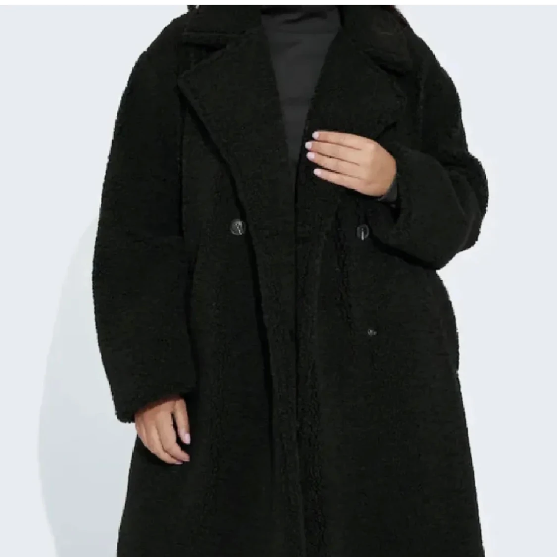 Svart teddyjacka från Bik Bok - 4