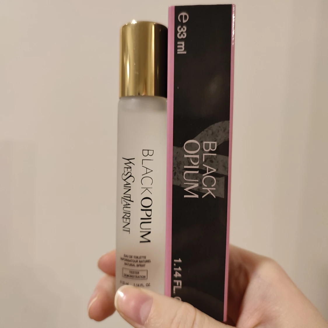 Yves Saint Laurent Black Opium Perfume