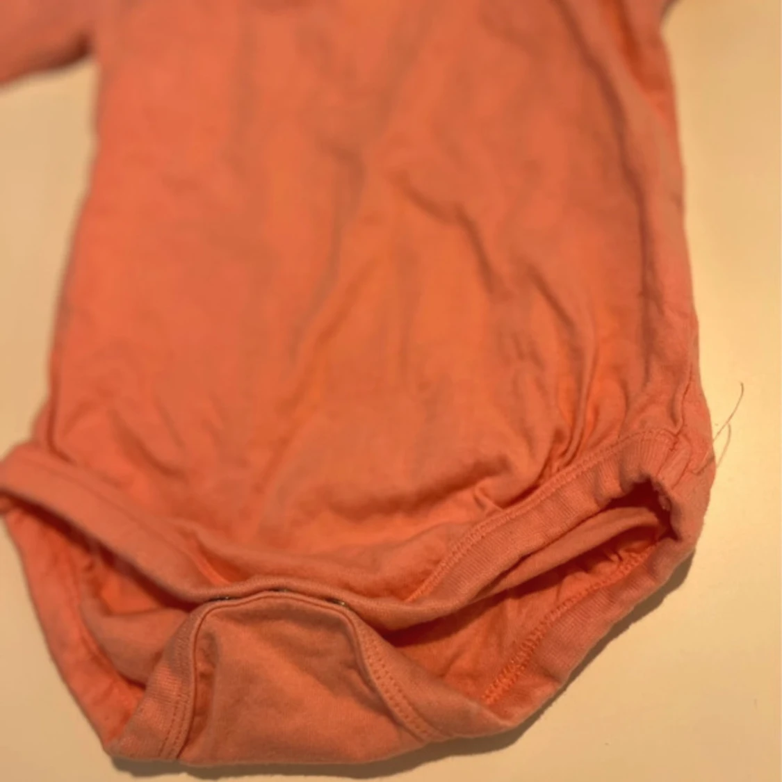 Rosa body med volang  - 4