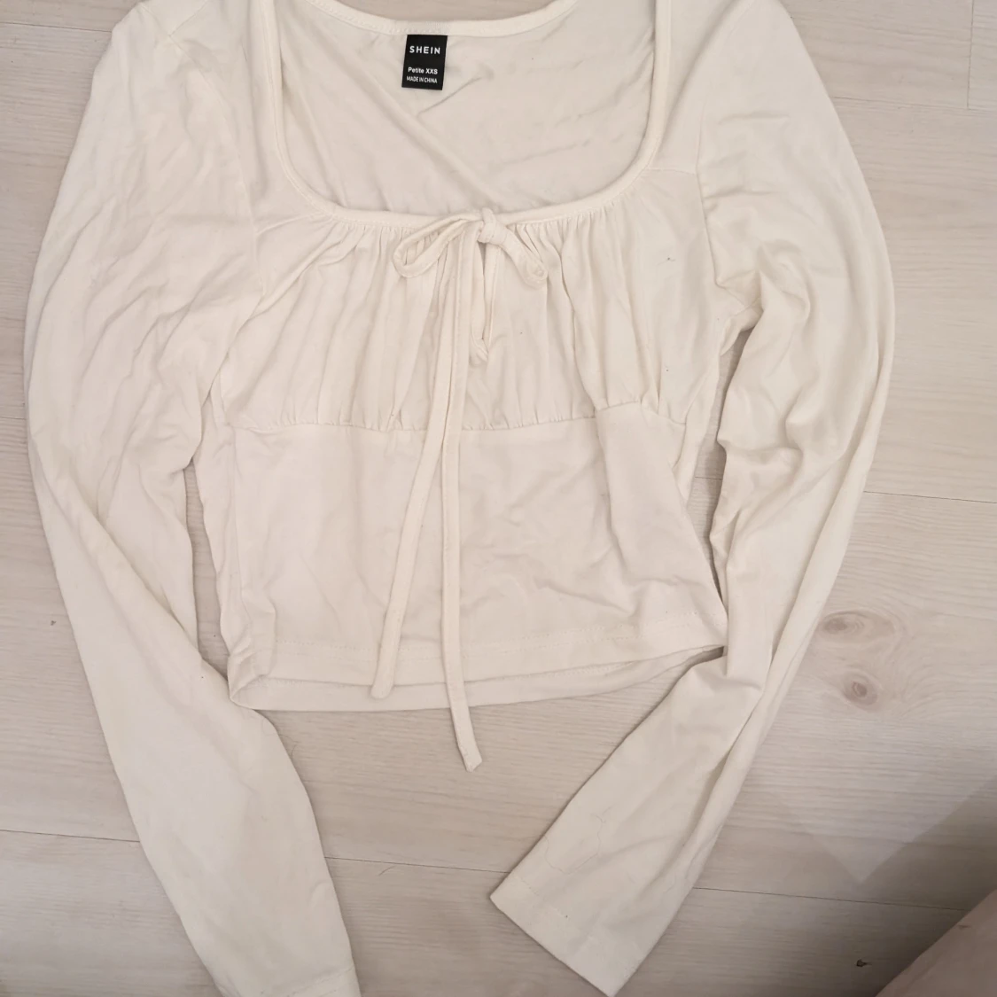 Vit långärmad blus från SHEIN - 1