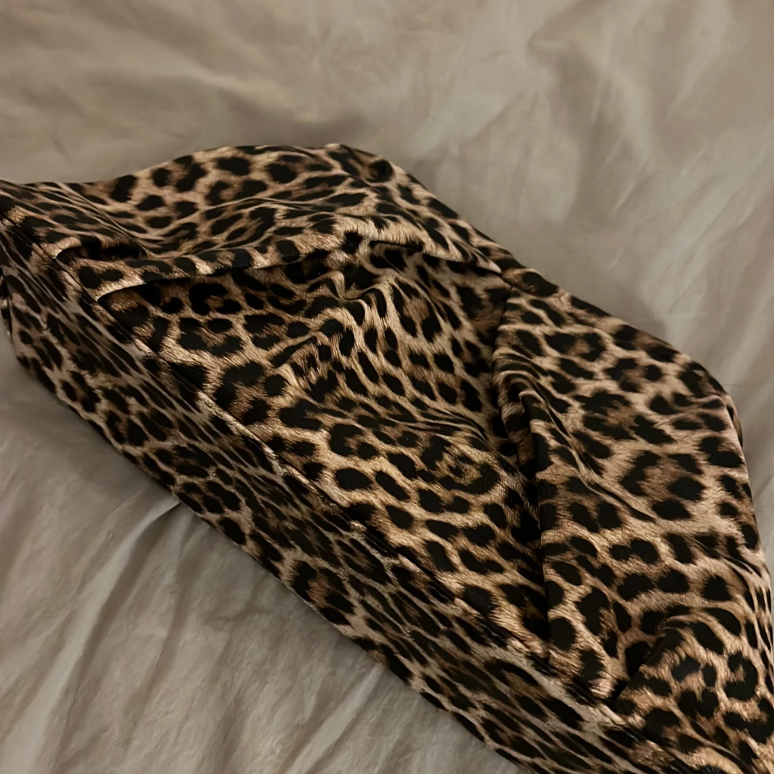 Leopardmönstrad väska/necessär 