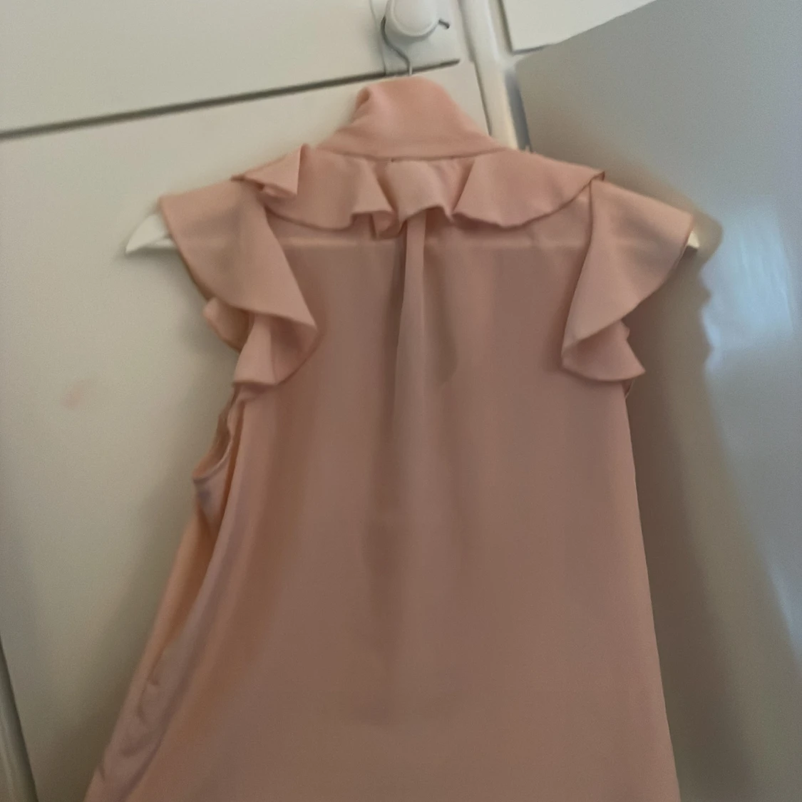 Ljusrosa volangblus från Morgan - 2