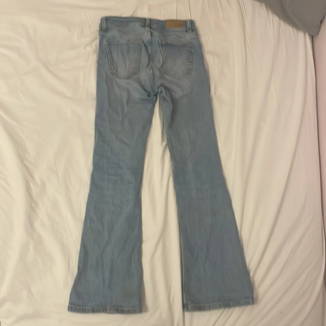 Ljusblå bootcut jeans från 157 XS - 1