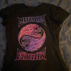Metallica t shirt - Fint skick och riktigt snygg