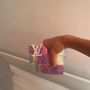 Exlusivt bälte från välkänt märke  - Helt ny och använd. Limiterad och extremt sällsynt 