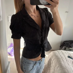 Kortärmad kavaj - Storlek 38 men passar mig som är xs/s