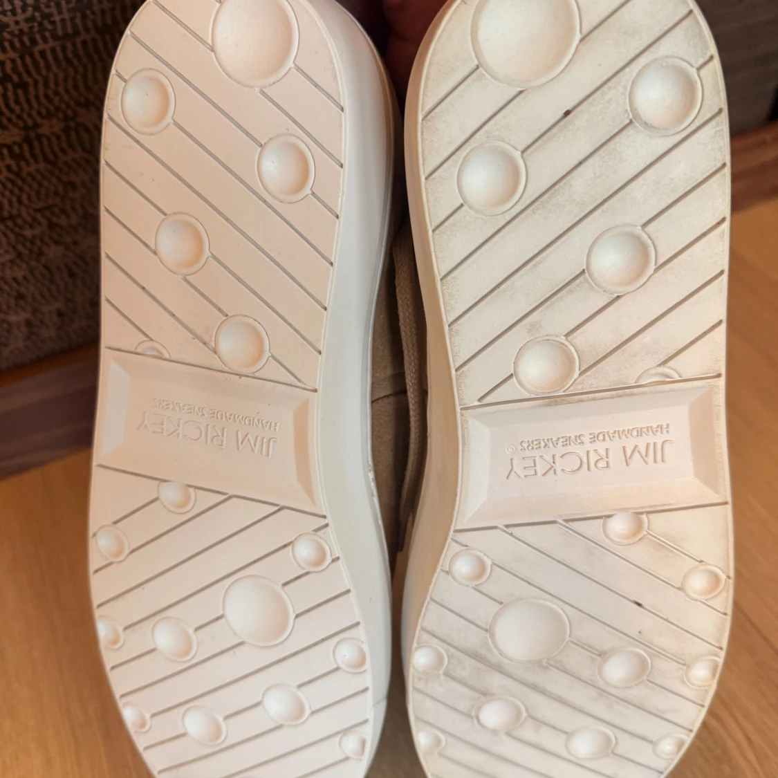 Taupe mockasneakers från Jim Rickey - 4