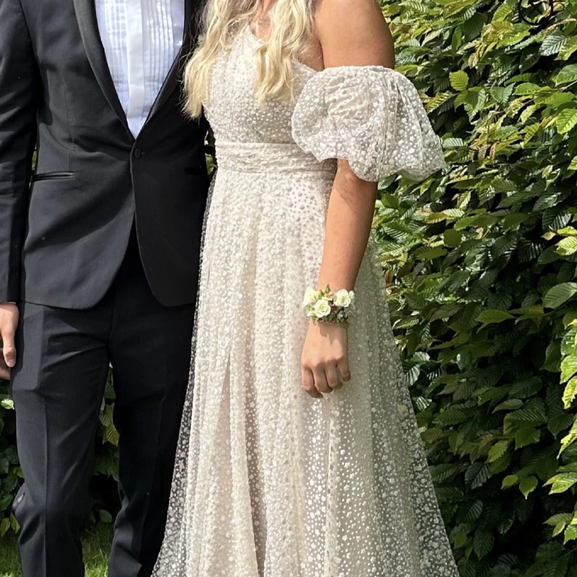 Vit/beige balklänning  - 2