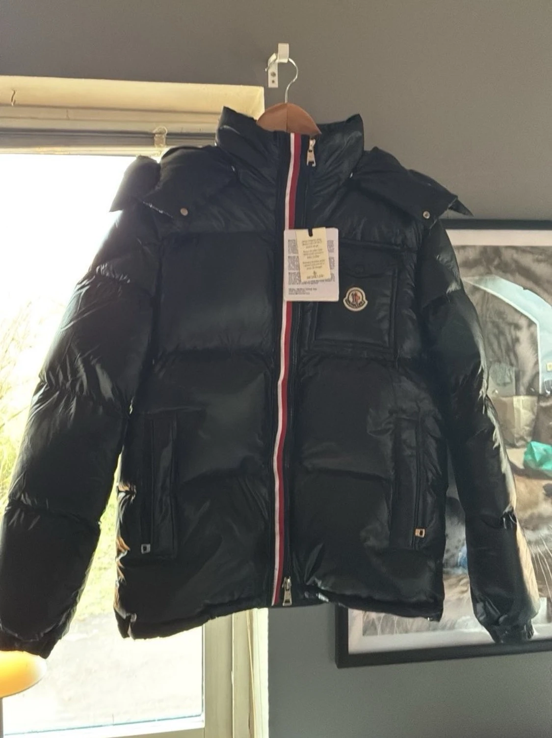 Svart dunjacka från Moncler