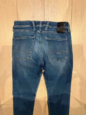 Replay jeans - Skick: 9/10 | modell: Anbass 