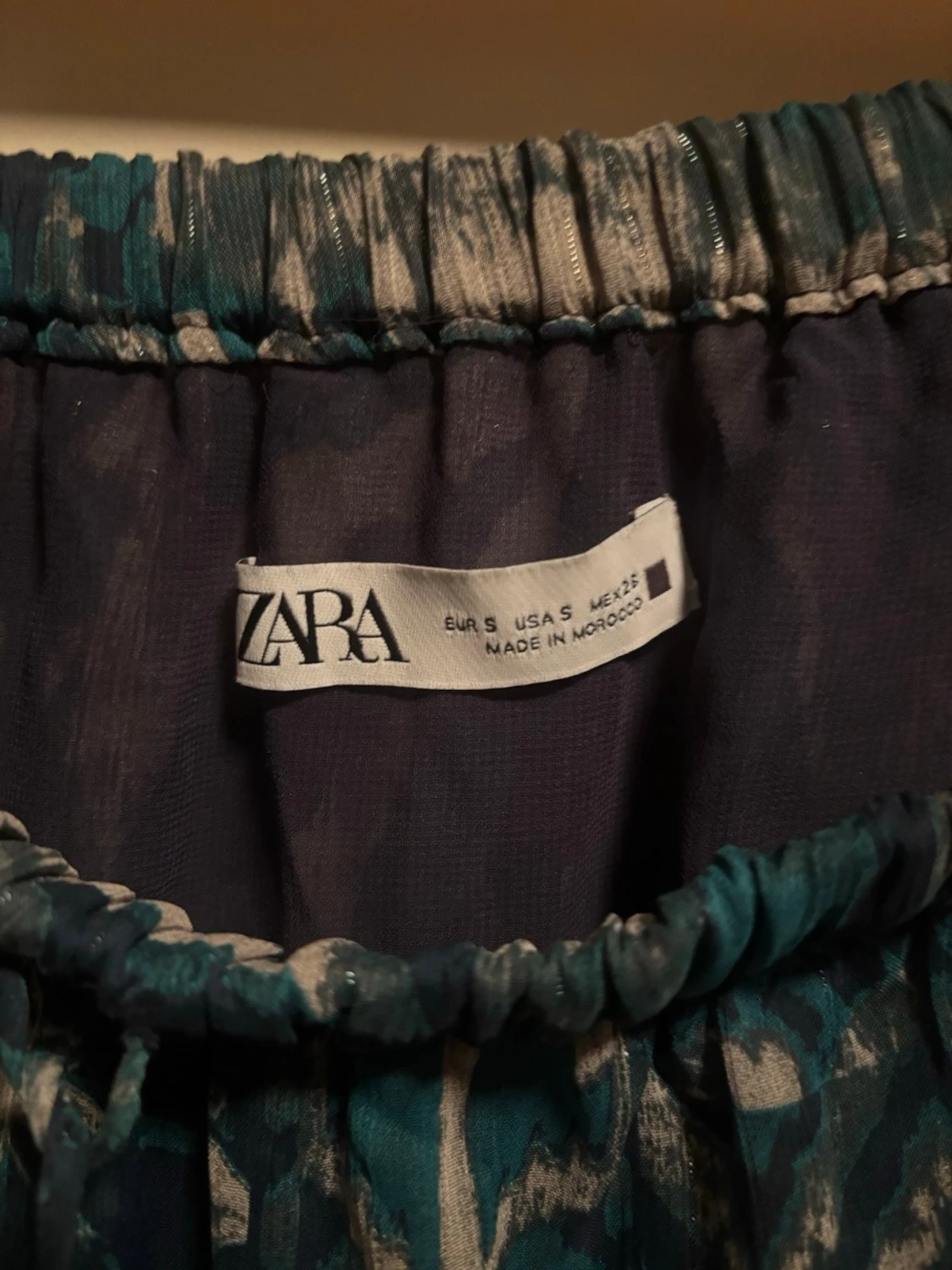 Blåmönstrad långkjol med volanger - 2