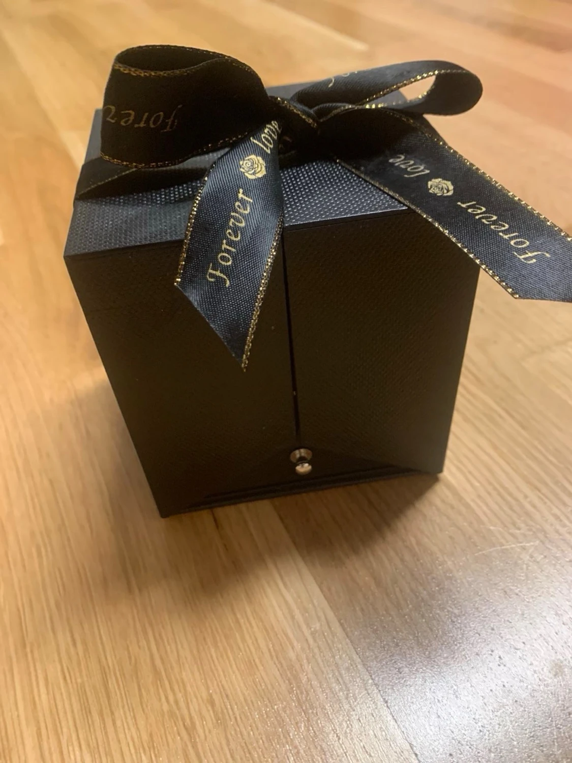 Smyckesask med röd ros och låda - 4