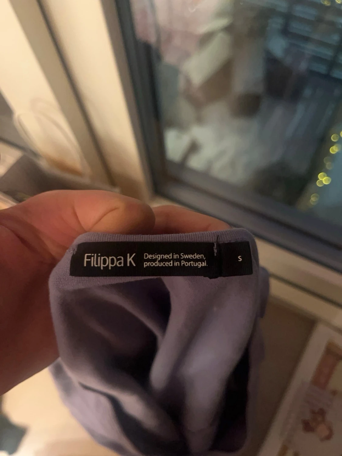 Ljuslila croppad topp med v-ringning - 2