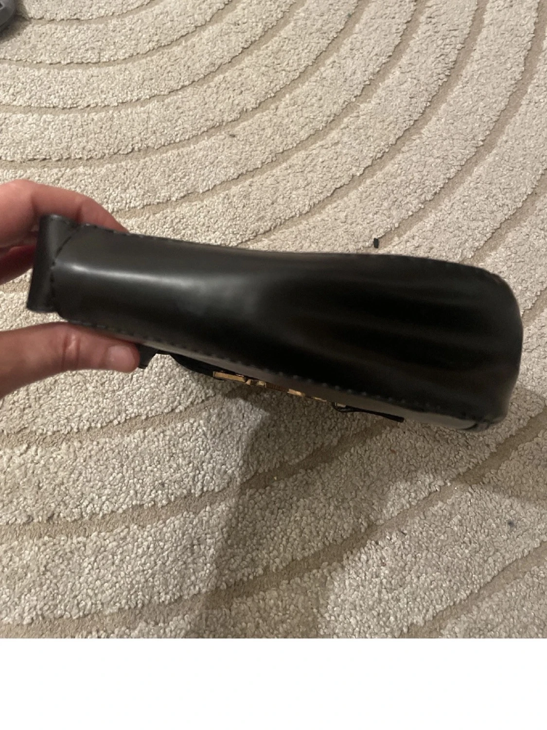 Svart axelväska från Yves Saint Laurent - 4