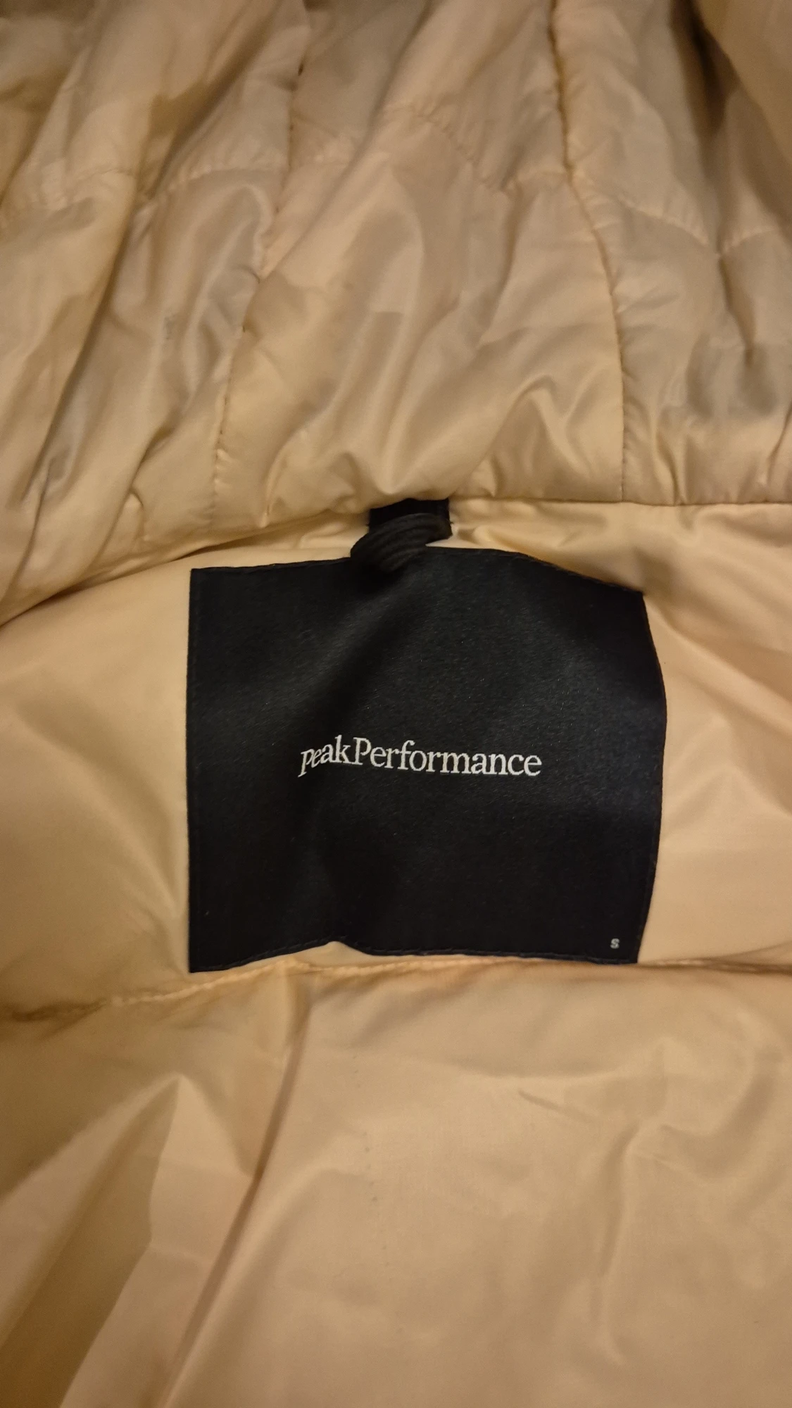 Svart parkas från Peak Performance S - 2