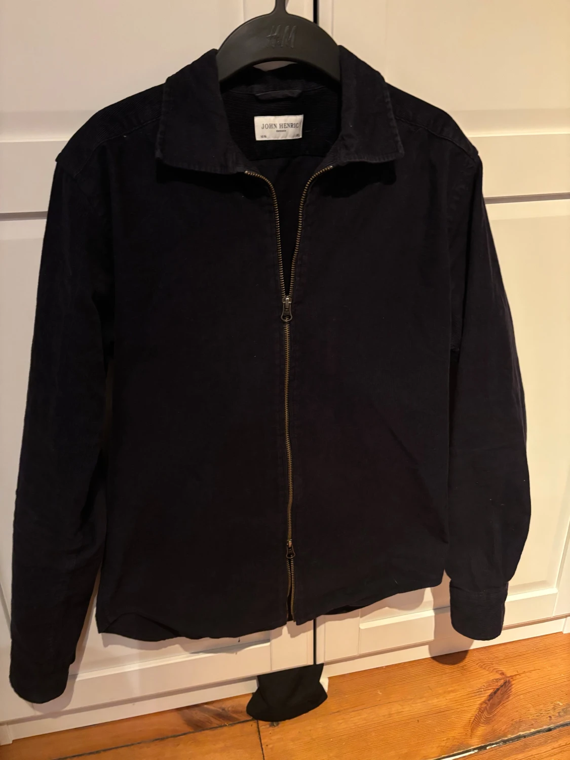 Mörkblå overshirt från John Henric passar storlek s - 1