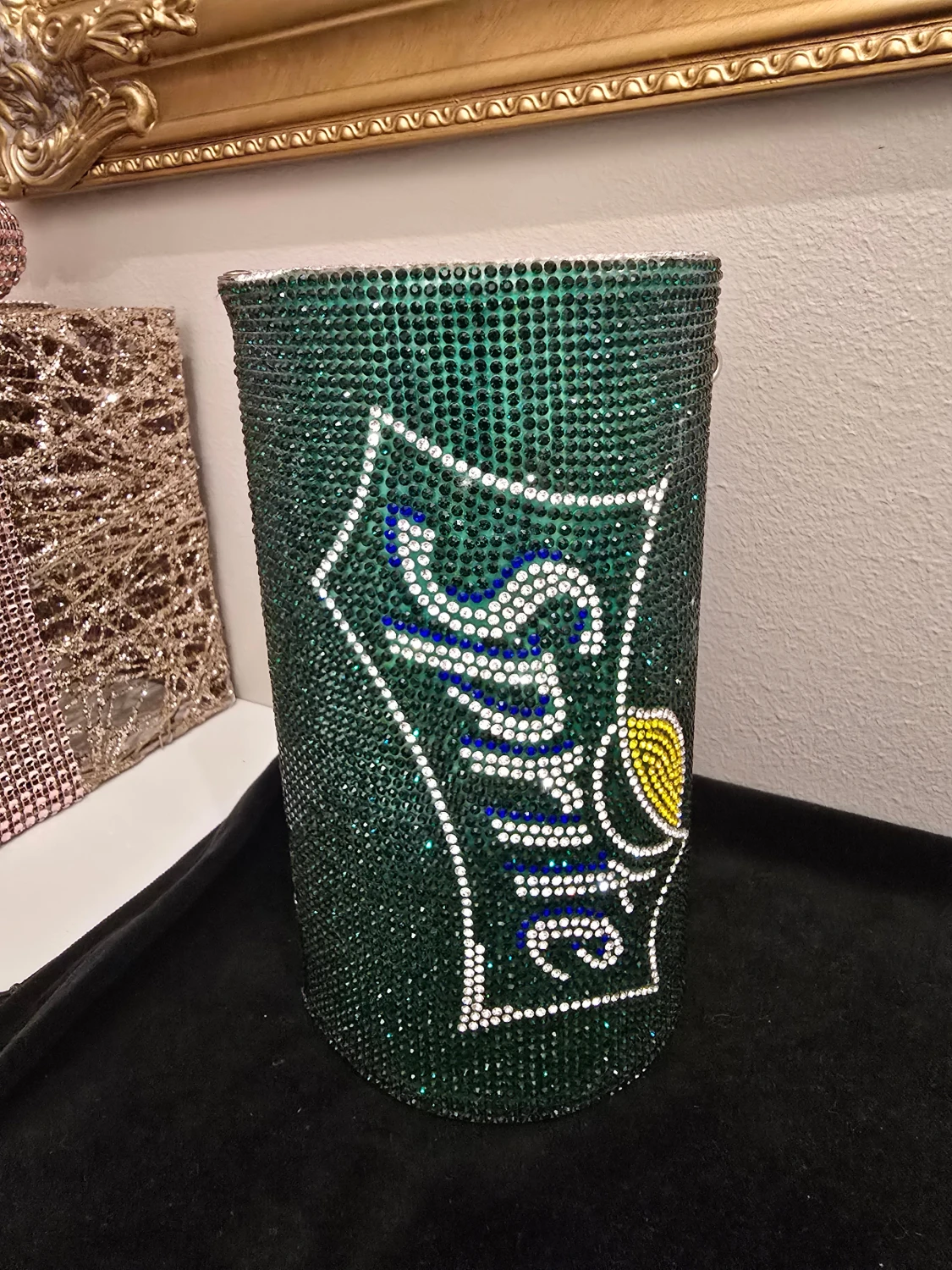 Glittrig Sprite kuvertväska