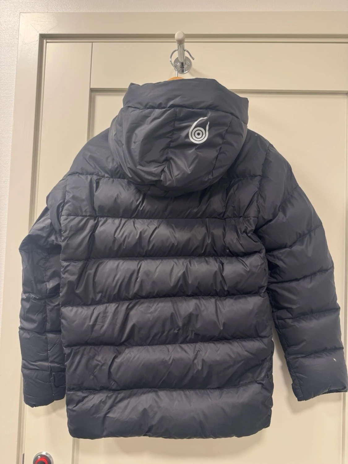 Svart dunjacka från Sail Racing - 1