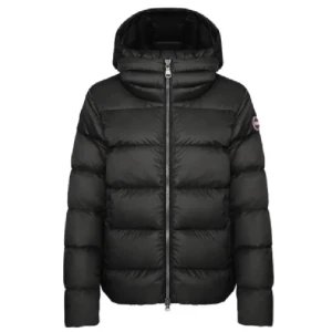 Colmar vinterjacka - Colmar LADIES DOWN JACKET i färgen BLACK-DARK STEEL. Endast använd fåtal gången under förra vintern. Köpt för 5999kr. Skriv för fler bilder på lappar och tagg💕🙌🏽Storlek 34 i EU storlek och 40 i Colmars storlekar. Den har en avtagbar luva!