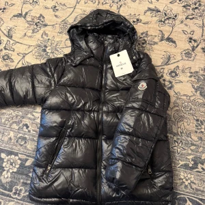 Jacka - Som vid intresse 