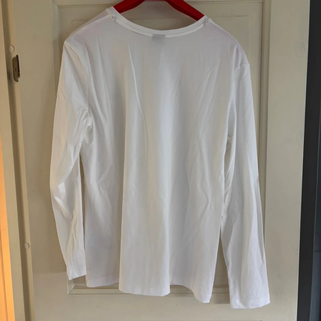 Vit långärmad tröja från BOSS(äkta) - 3