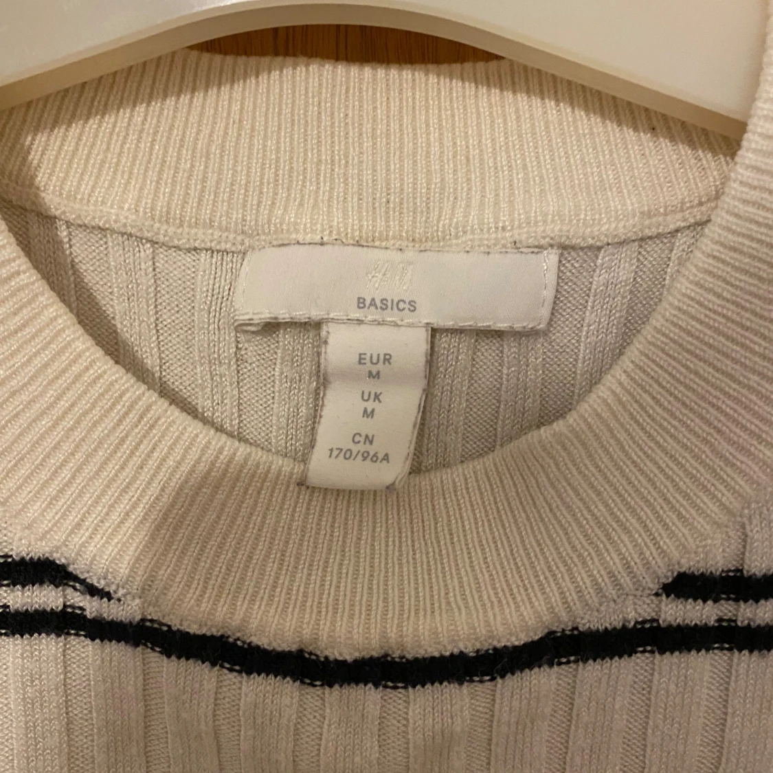 Randig ribbad tröja från H&M - 1