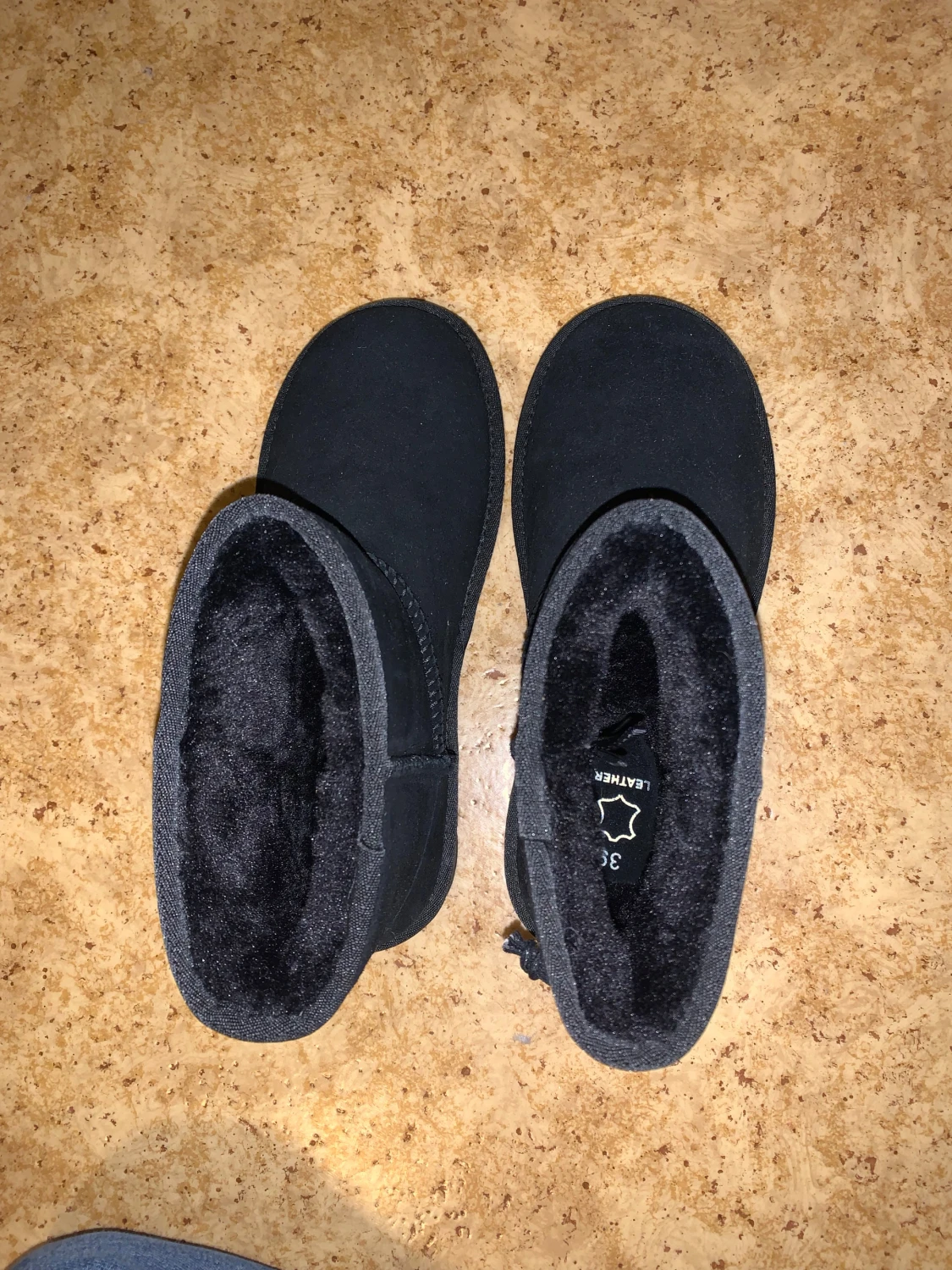 Svarta mockaskor - 3