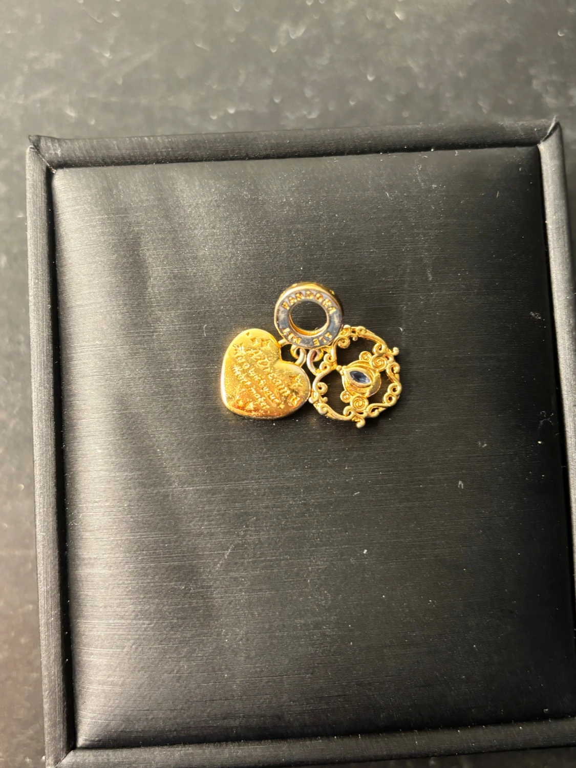 Pandora berlock  - 1