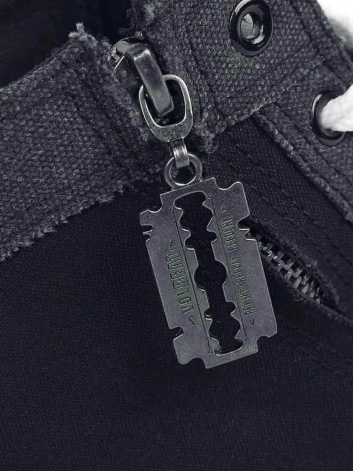 Volbeat svarta high-top sneakers. Nyskick!  - 2