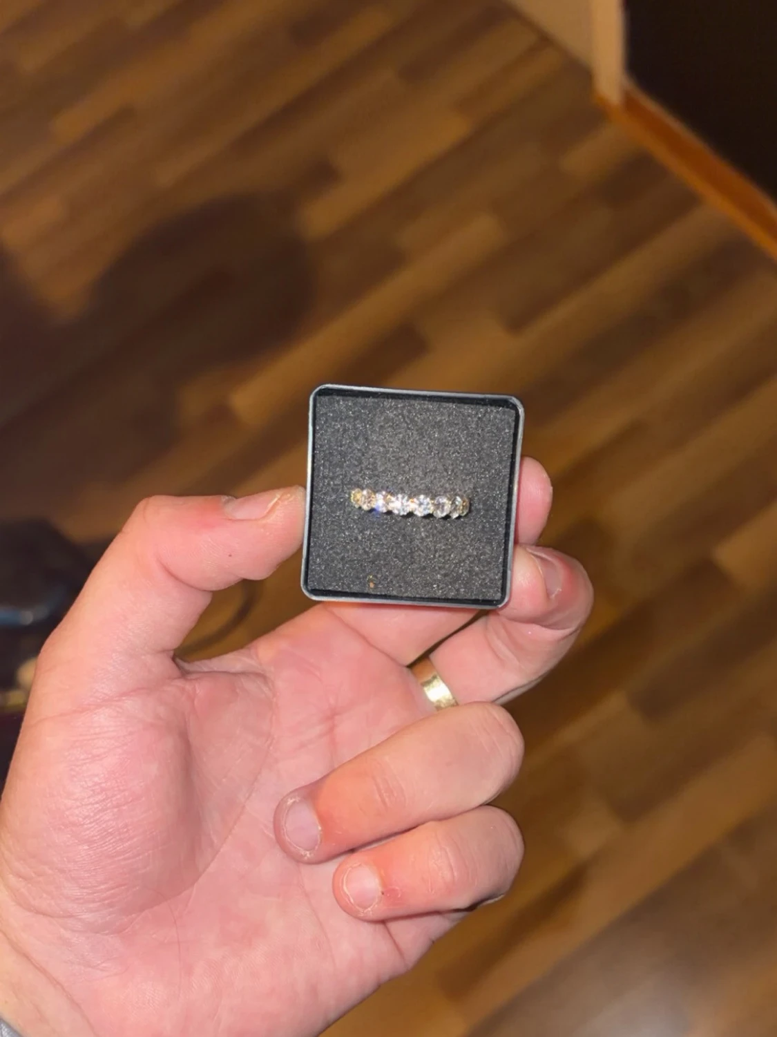 Diamantring i 14K guld från HRD Antwerp - 1