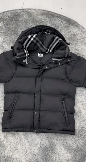 Burbbery jacka för 2000 - Burbbery jacka 