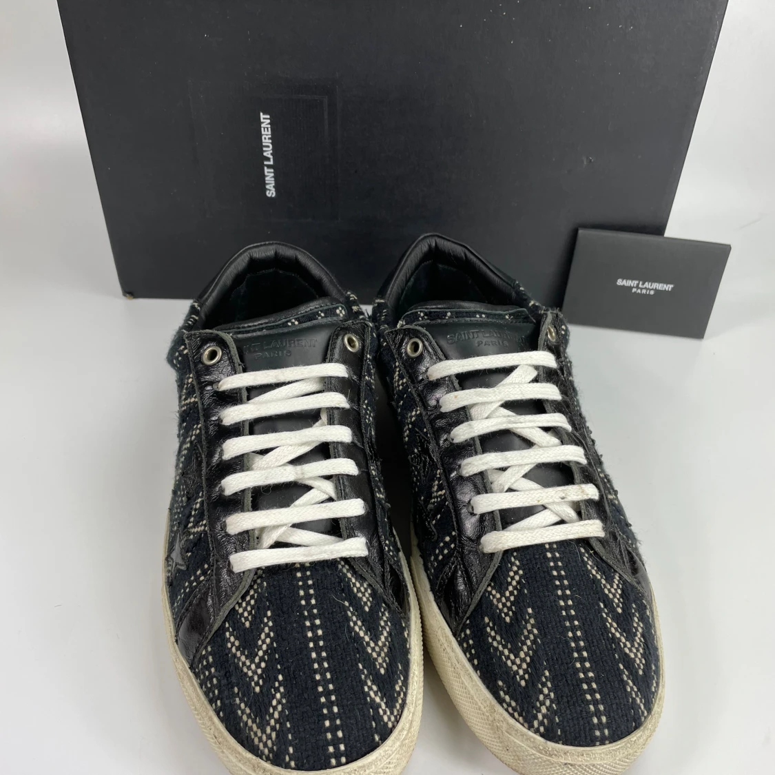 Saint Laurent skor(sällsynta)  - 1