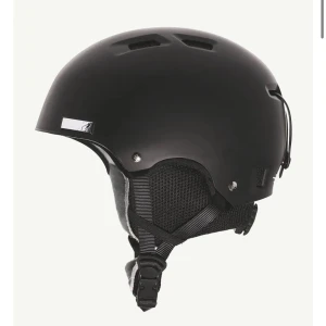 Skidhjälm från K2 - Nypris 699, använd Max 8 gånger. Har en snygg passform och är väldigt bekväm.