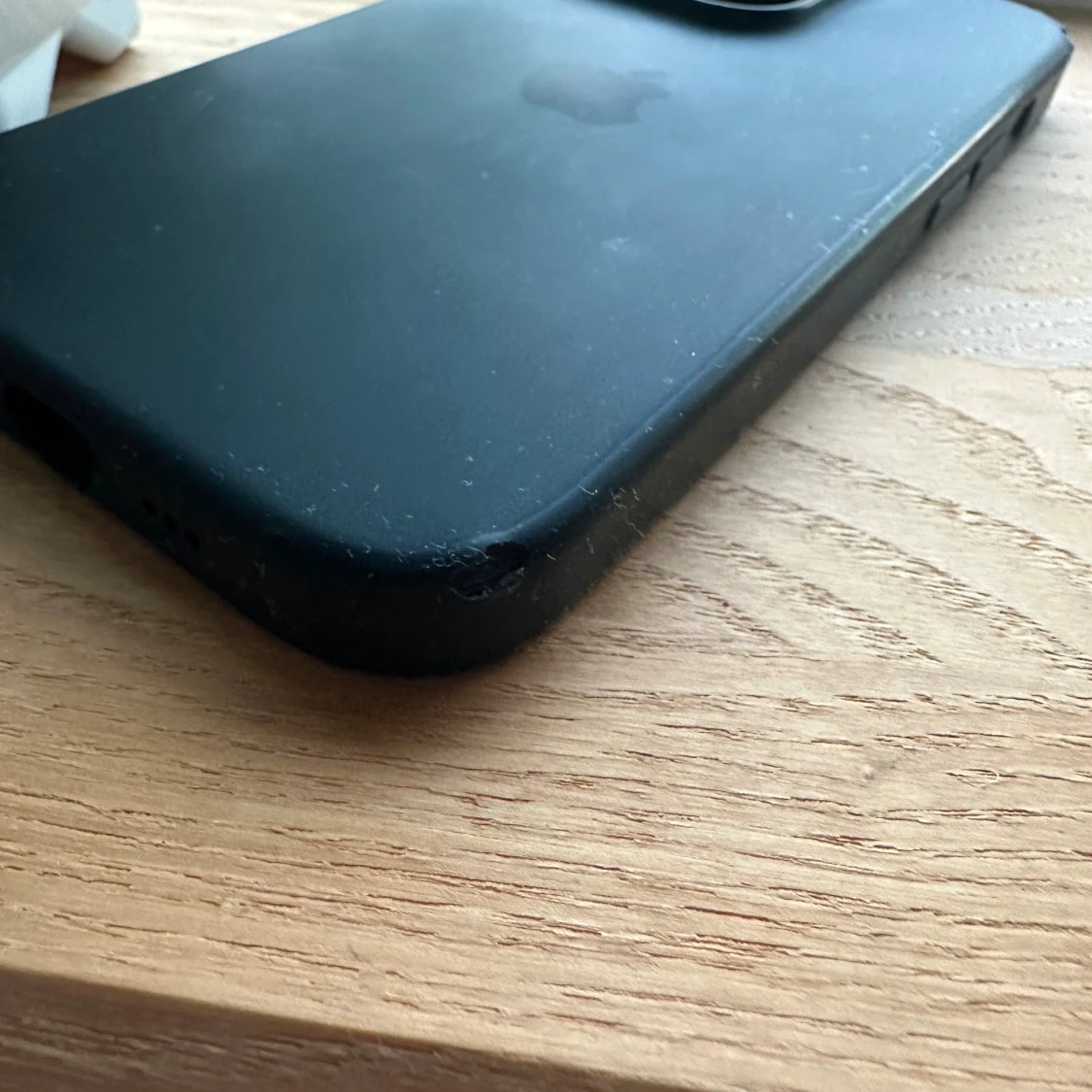 iPhone 14 Pro Silicone Case MagSafe - 4