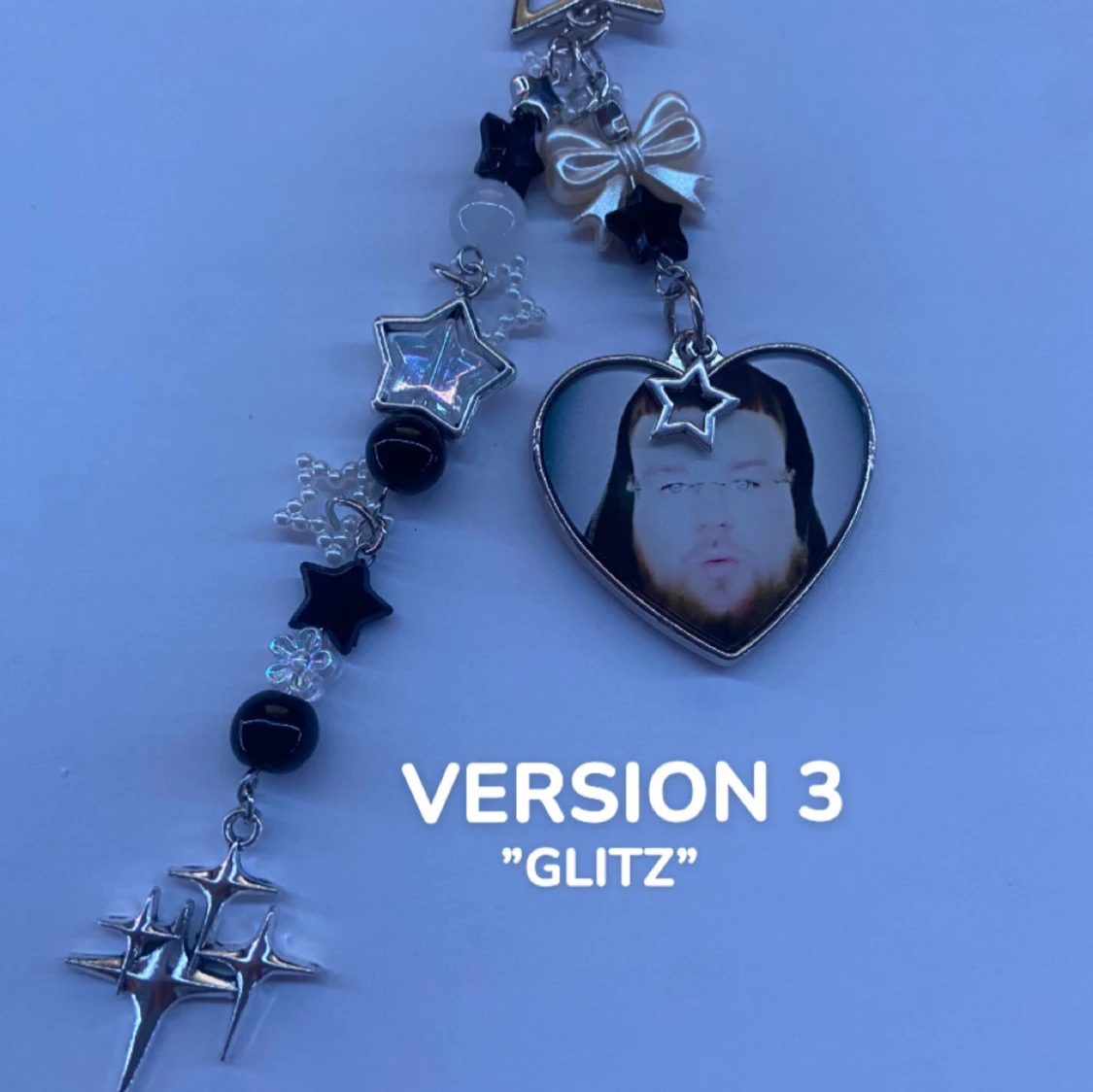 JOEYY - keychain (3diff options) - 2