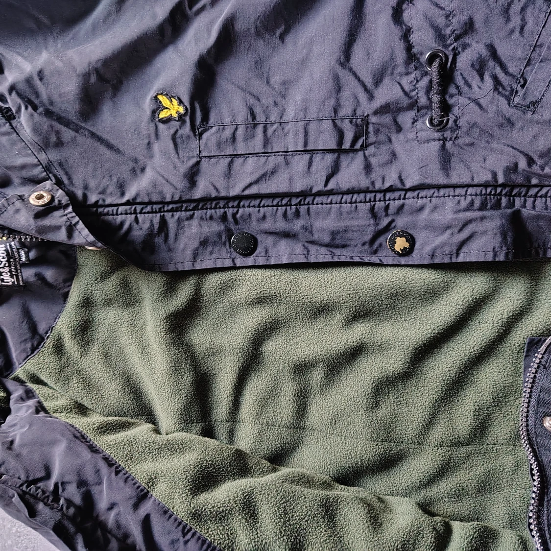 Svart vindjacka från Lyle & Scott Junior - 1