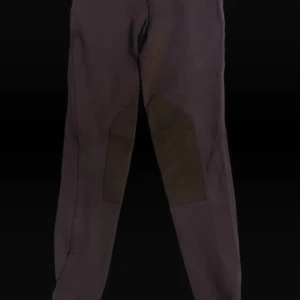 Bruna ridbyxor från ELT Paris, Helt nya!! Aldrig använda - Snygga bruna ridbyxor från ELT Paris med förstärkta knäpartier i mörkare brunt. Byxorna har dragkedjeficka fram, bälteshällor och klassisk passform. Perfekta för dig som gillar ridning och vill ha stilrena, funktionella byxor. Skickar inom 1-2 dagar!! Tar emot bud, storlek 170/xs