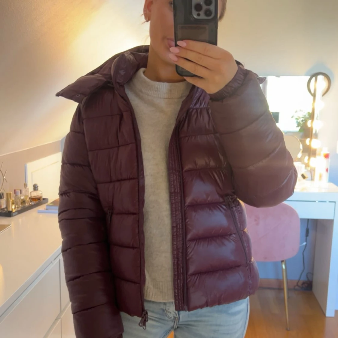 Kort vinröd pufferjacka från lager 157 - 3