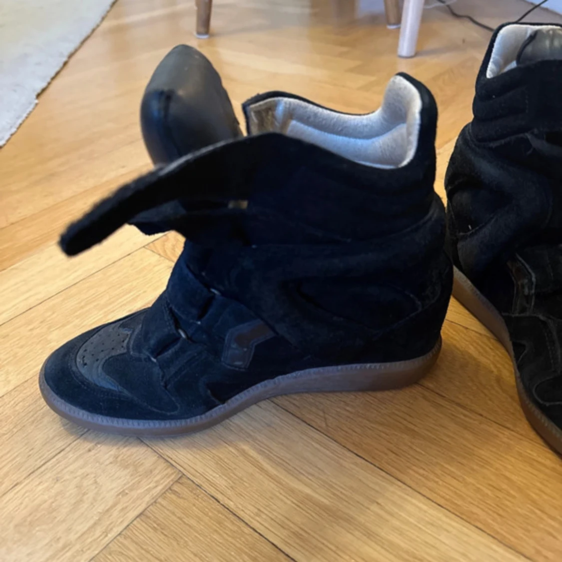 Svarta Isabel Marant wedge sneakers - 1